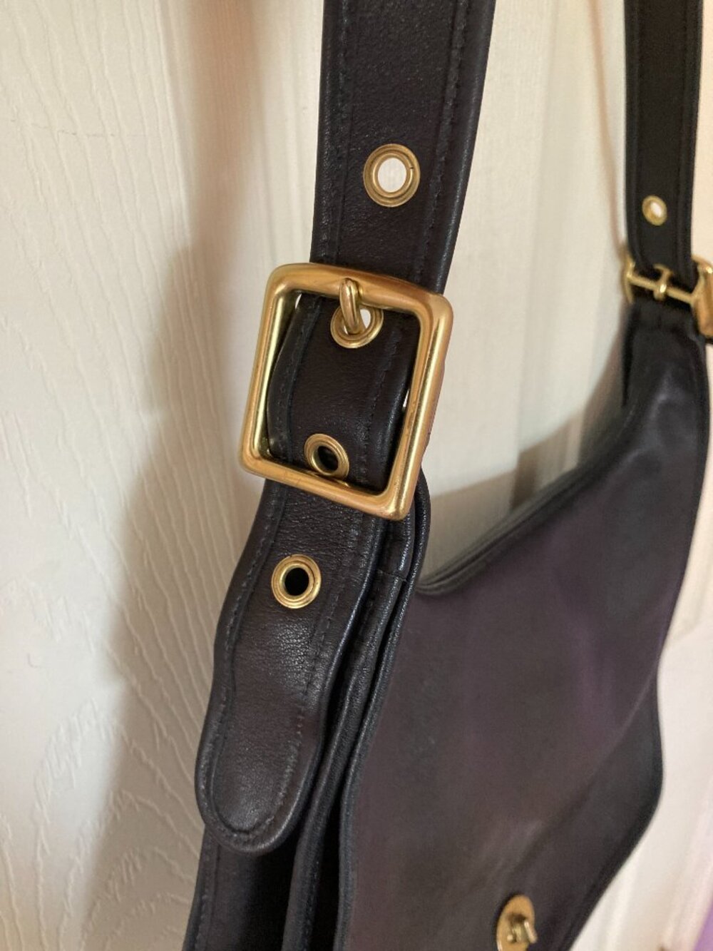 Vintage Coach 9718 Legacy Crescent Flap Hobo/Shoulder Bag Black - Picture 5 of 12